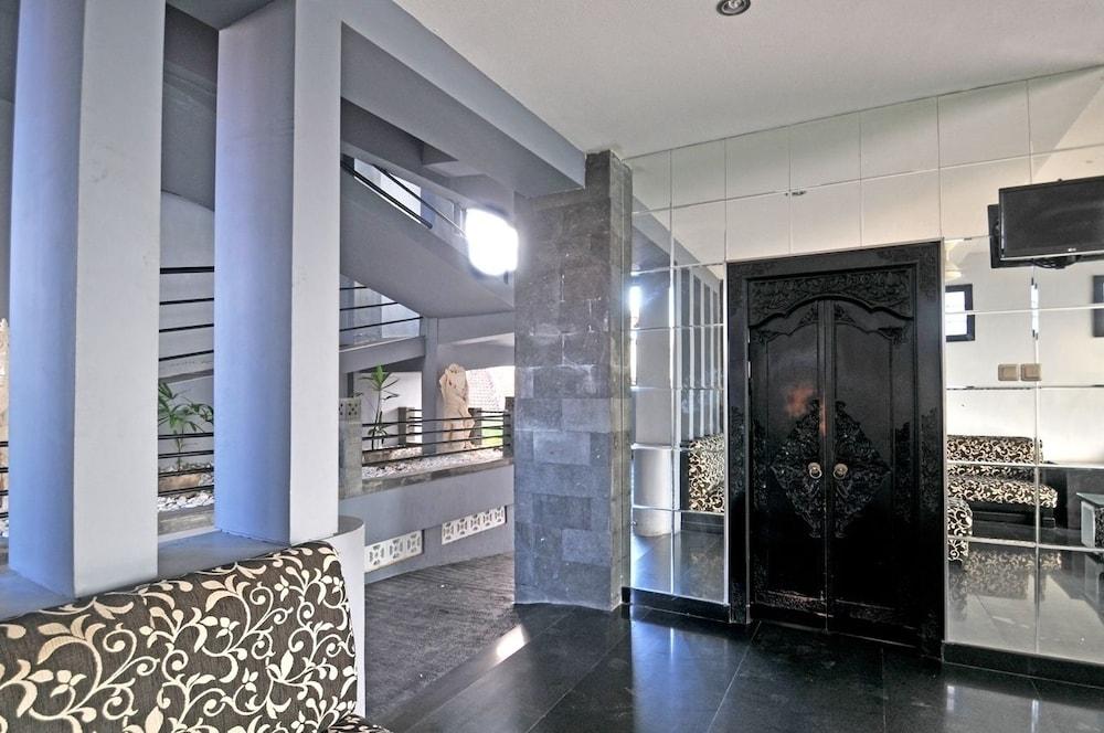 Arya Hotel & Spa Kuta  Ngoại thất bức ảnh